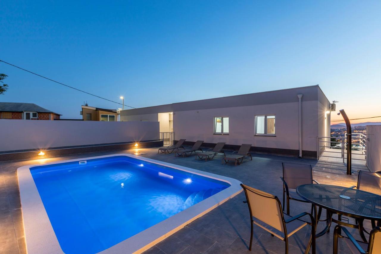 House With Private Pool Magdalena Apartamento Podstrana Exterior foto